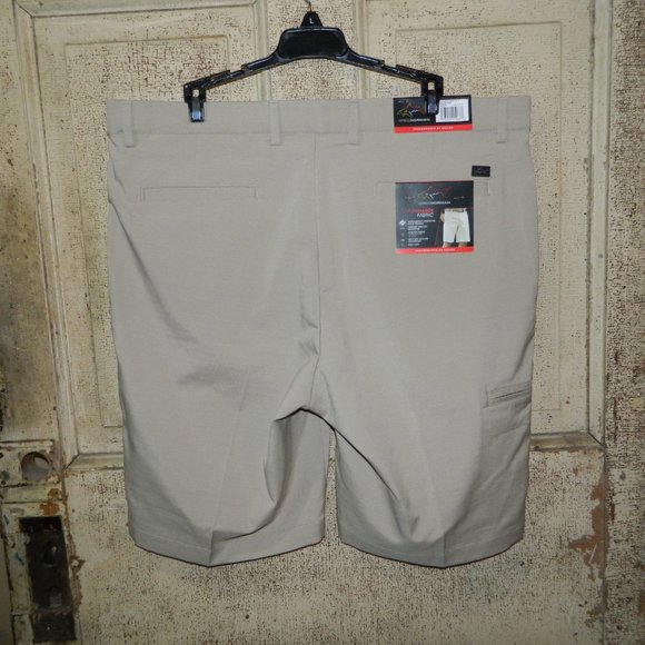 Greg Norman Moisture Wicking Performance Golf Shorts Size 38 (G-29) - Picture 2 of 4